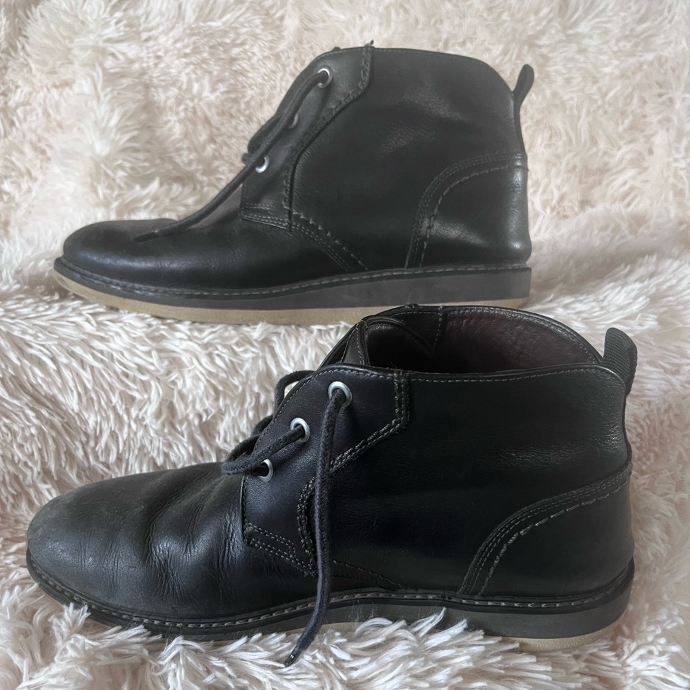 Flag Ltd. Napa Glove black boots with laces